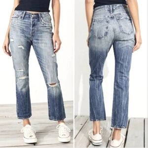 Hollister High Rise Vintage Straight Jean in Rhinestone & Pearl Sz 28 Short NWT